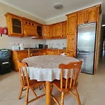 Seaview דירה