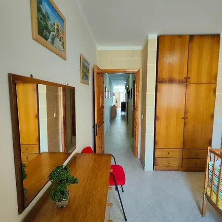 Seaview Apartament *